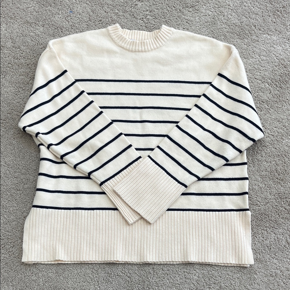 Zara Cream and Black Sweater